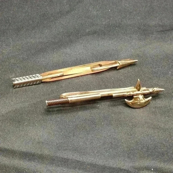 Set of 2 Tie Bar Pins Vintage Swank and Hickory Arrow Halberd Axe - Picture 1 of 2